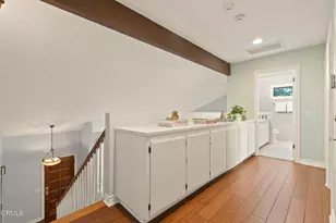 2533 Canyon View Ln, Pasadena, CA 91107 - Photo 17