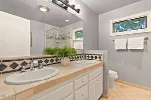 2533 Canyon View Ln, Pasadena, CA 91107 - Photo 23