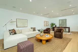 2950 Oak Glen Rd, Glendale, CA 91208 - Photo 13