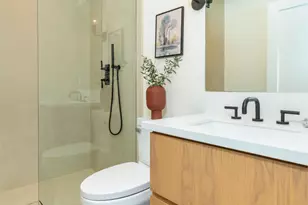 2950 Oak Glen Rd, Glendale, CA 91208 - Photo 39