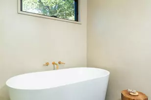 2950 Oak Glen Rd, Glendale, CA 91208 - Photo 35