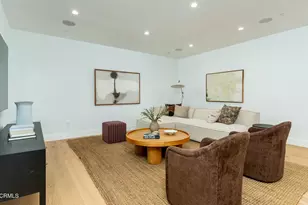 2950 Oak Glen Rd, Glendale, CA 91208 - Photo 11