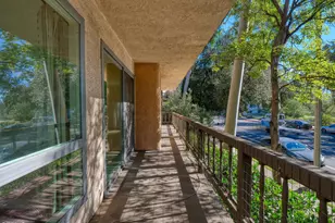 1127 E Del Mar Blvd, Pasadena, CA 91106 - Photo 37