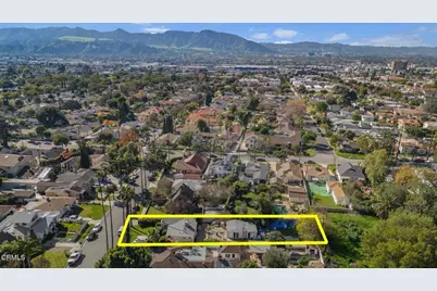 1023 E Elmwood Avenue, Burbank, CA 91501 - Photo 17