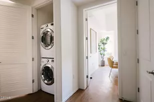 124 W Colorado St, Glendale, CA 91204 - Photo 33