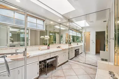 4959 Brewster Drive, Tarzana, CA 91356 - Photo 57