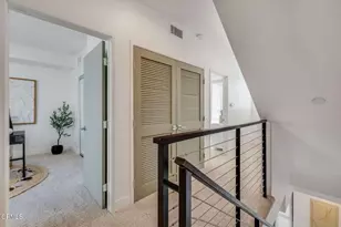 239 S Marengo Ave, Pasadena, CA 91101 - Photo 15