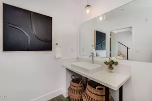 239 S Marengo Ave, Pasadena, CA 91101 - Photo 15