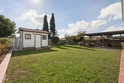 514 E Moorehaven Drive, Carson, CA 90746 - Photo 37