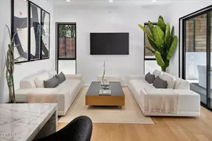 10747 Valleyheart Dr, Studio City, CA 91604 - Photo 19
