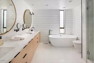 10747 Valleyheart Dr, Studio City, CA 91604 - Photo 49