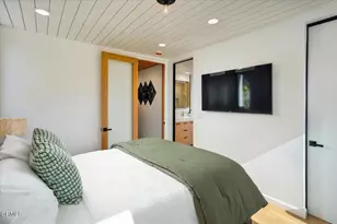 10747 Valleyheart Dr, Studio City, CA 91604 - Photo 43