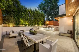 10747 Valleyheart Dr, Studio City, CA 91604 - Photo 63