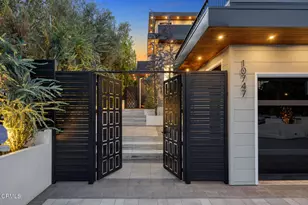 10747 Valleyheart Dr, Studio City, CA 91604 - Photo 3