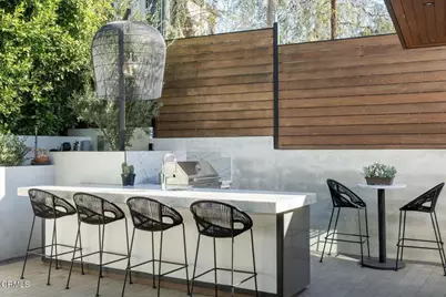 10747 Valleyheart Drive, Studio City, CA 91604 - Photo 57