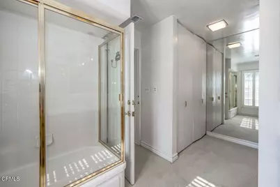 1920 N Screenland Drive, Burbank, CA 91505 - Photo 17