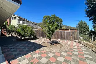 2308 Henrietta Ave, La Crescenta, CA 91214 - Photo 17