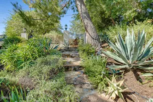 1450 Arroyo View Dr, Pasadena, CA 91103 - Photo 7