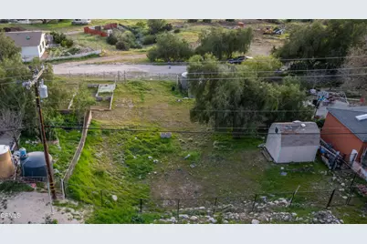 11217 Leander Drive, Sylmar, CA 91342 - Photo 9