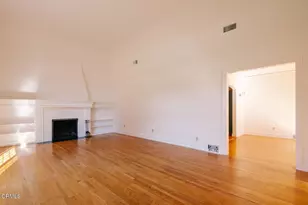 136 S Arden Blvd, Los Angeles, CA 90004 - Photo 13