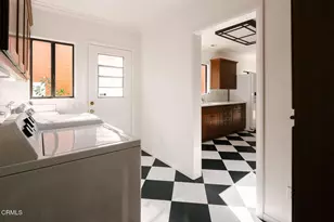 136 S Arden Blvd, Los Angeles, CA 90004 - Photo 37