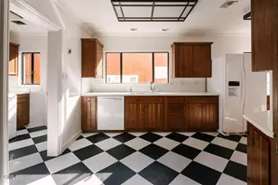 136 S Arden Blvd, Los Angeles, CA 90004 - Photo 35