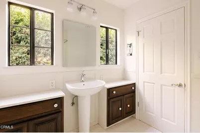 136 S Arden Boulevard, Los Angeles, CA 90004 - Photo 47