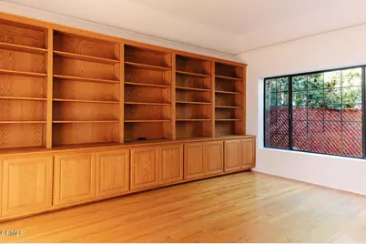 136 S Arden Boulevard, Los Angeles, CA 90004 - Photo 23