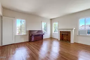 833 835 Ridgewood, Los Angeles, CA 90038 - Photo 5