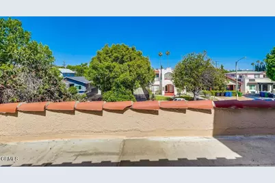 833  835 Ridgewood, Los Angeles, CA 90038 - Photo 21