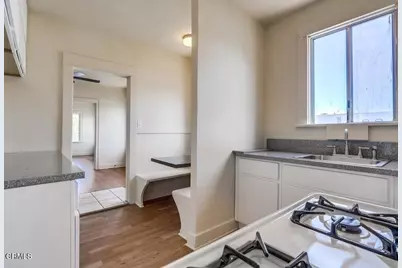 833  835 Ridgewood, Los Angeles, CA 90038 - Photo 9