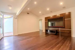 4635 Cartwright Ave, Los Angeles, CA 91602 - Photo 13