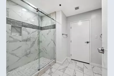 645 W 9th Street #200, Los Angeles, CA 90015 - Photo 15