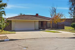 295 E Blue Mountain Way, Claremont, CA 91711 - Photo 3