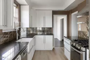 344 W Loma Alta Dr, Altadena, CA 91001 - Photo 9