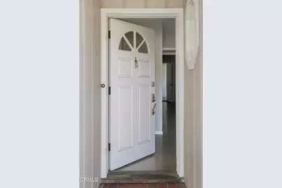 344 W Loma Alta Drive, Altadena, CA 91001 - Photo 3