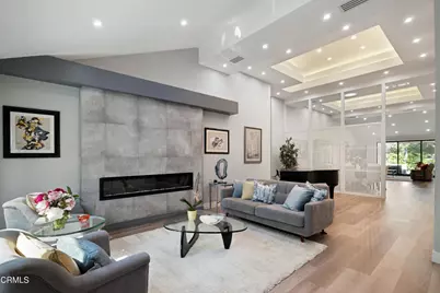 4428 Oakwood Avenue, La Canada Flintridge, CA 91011 - Photo 3