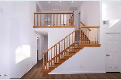 2727 Altura Avenue, La Crescenta, CA 91214 - Photo 17