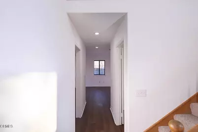 2727 Altura Avenue, La Crescenta, CA 91214 - Photo 15