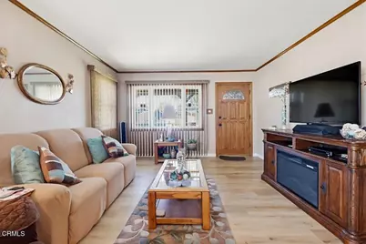 8414 Cravell Avenue, Pico Rivera, CA 90660 - Photo 7