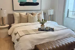 239 S Marengo Ave, Pasadena, CA 91101 - Photo 15