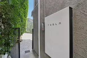 5853 Canyonside Rd, La Crescenta, CA 91214 - Photo 45