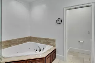 1929 Lyans Dr, La Canada Flintridge, CA 91011 - Photo 29