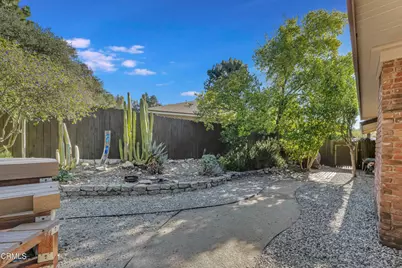 2443 Shields Street, La Crescenta, CA 91214 - Photo 11