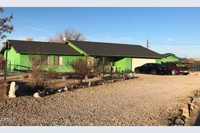 34738 Old Woman Springs Road, Lucerne Valley, CA 92356 - Photo 3
