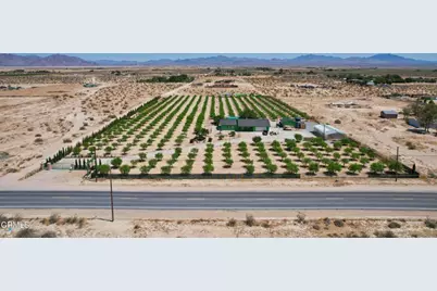 34738 Old Woman Springs Road, Lucerne Valley, CA 92356 - Photo 11