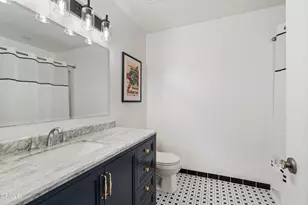 15050 Sherman Way, Van Nuys, CA 91405 - Photo 9