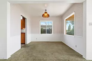 626 W Bonnie Brae Ct, Ontario, CA 91762 - Photo 9