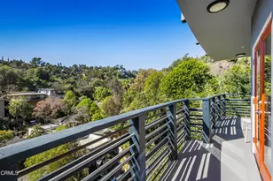 475 Rustic Dr, Los Angeles, CA 90065 - Photo 35