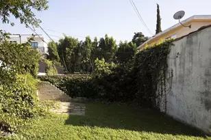 4523 W 18th St, Los Angeles, CA 90019 - Photo 17